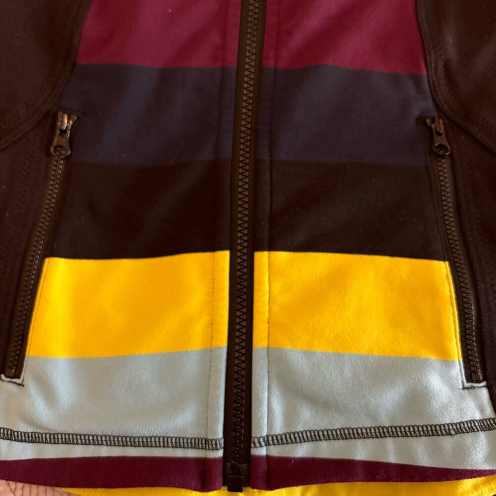 Lululemon Define Form Jacket Pow Stripe - Size 4 … - image 6
